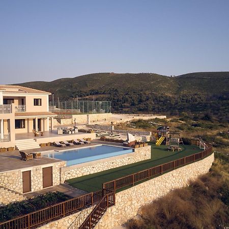 Karousa Villa Anafonítria Esterno foto