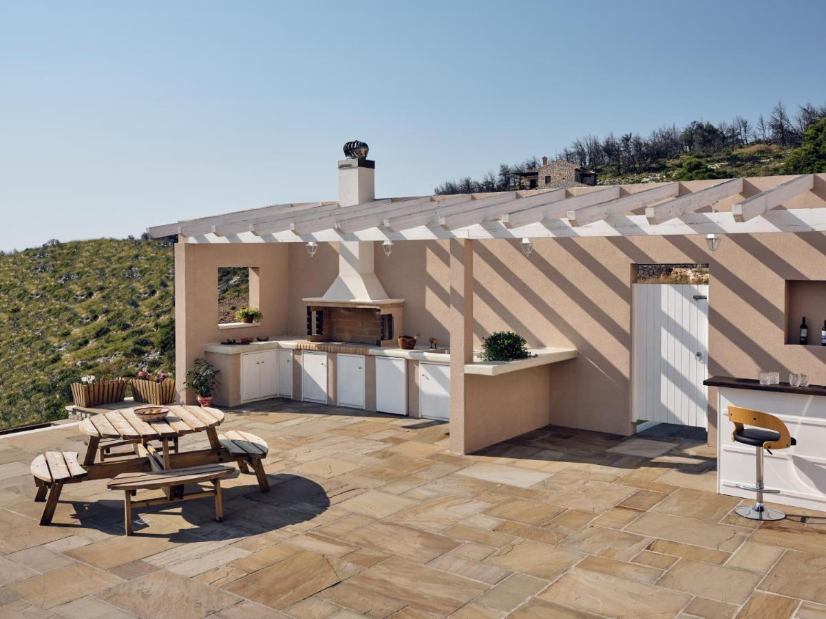 Karousa Villa Anafonítria Esterno foto